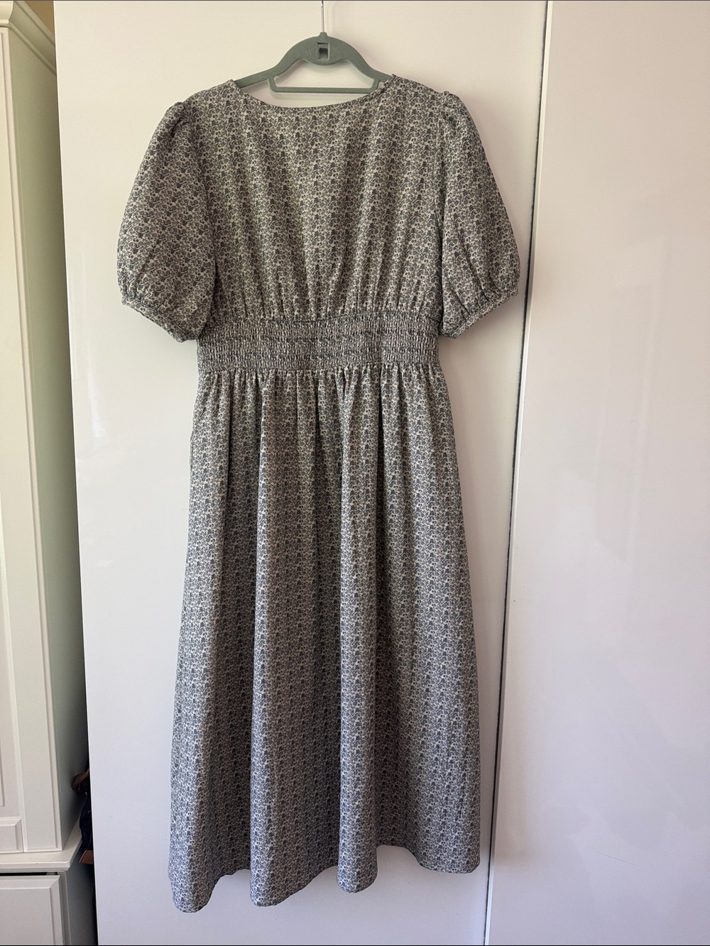 Neuflora Williamsburg Dress - Picture 4 of 4